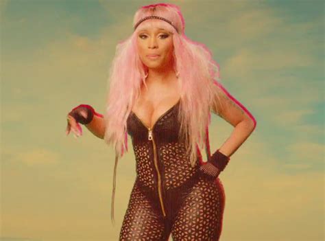 Watch Nicki Minaj & David Guetta's ''Hey Mama'' Music Video!