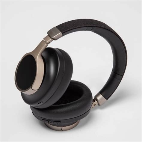 Heyday Active Noise Cancelling Over-Ear Headphones Black/Gold - Tanga