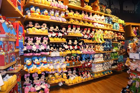 Best Places to Buy Your Disney Merchandise! | Geeks