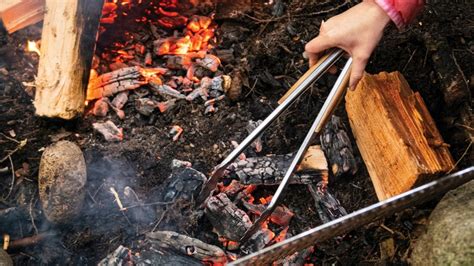 How to Build a Cooking Fire