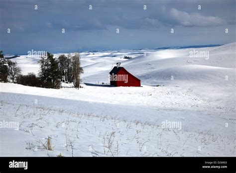 Palouse hills Idaho winter scenic Stock Photo - Alamy