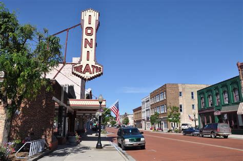 Main Street Ionia | Downtown Ionia, Michigan | Phil Squattrito | Flickr