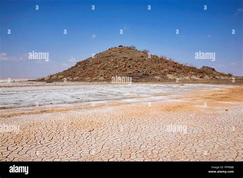 Chalbi desert hi-res stock photography and images - Alamy