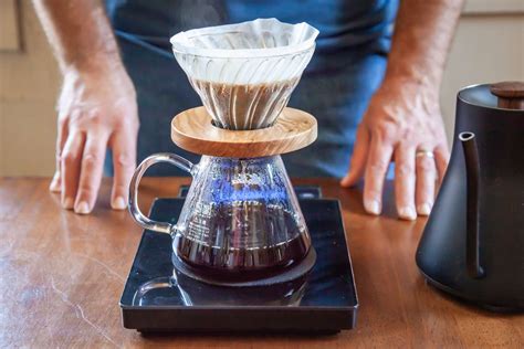 How to Make Pour Over Coffee