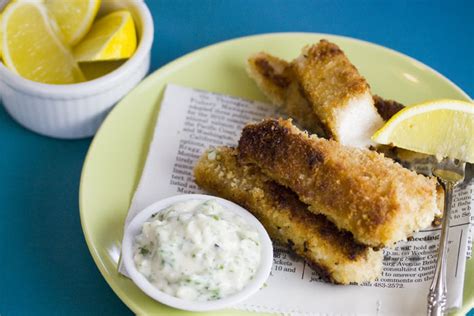 Fish Sticks with Cilantro-Serrano Tartar Sauce - NOURISH Evolution