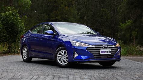 Hyundai Elantra 2019 review: Go | CarsGuide