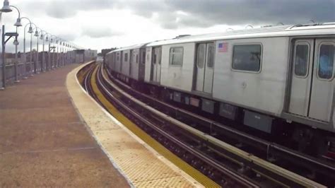 MTA New York City Subway | R142 (5) Train @ Bronx Zoo Station On Express Tracks! - YouTube