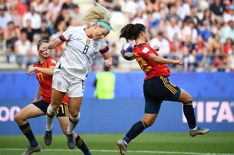 2019 Women's World Cup: Team USA defeats Spain, 2-1, faces France in quarter-final - CBS News