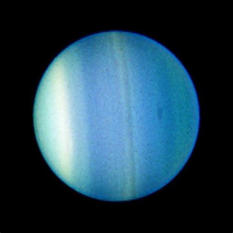 File:Dark Spot on Uranus.jpg - Wikimedia Commons