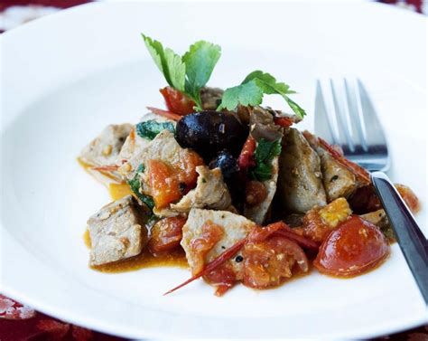 Fresh Tuna Fillet with Mediterranean Sauce Recipe | SideChef