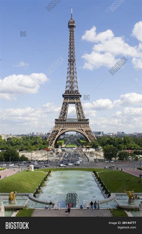 Archetypal View Eiffel Image & Photo (Free Trial) | Bigstock