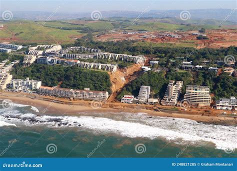 Landslide in Umdloti - Durban Flood 2022 Editorial Image - Image of ...