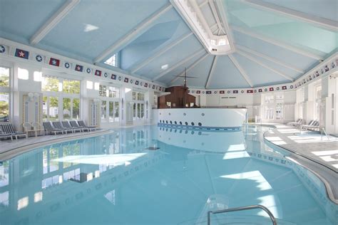 Disney Hotels, Newport Bay Club - Indoor Pool, Disneyland Paris ...