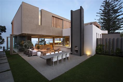 Wooden facade: Modern house design by SAOTA - Architecture Beast
