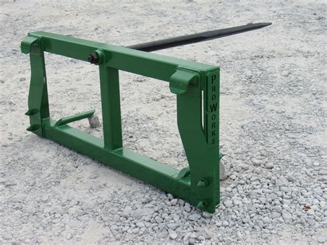 Hay Spear Attachment fits John Deere Tractor 200 300 400 500 Loader Series – Skid Steer ...