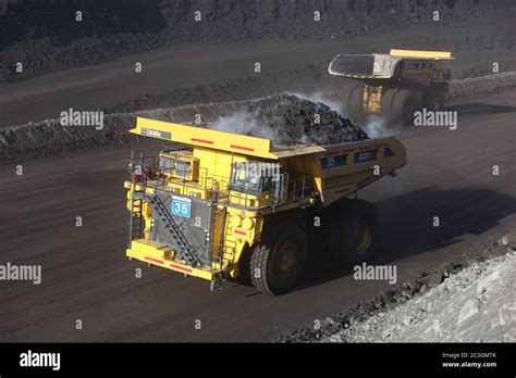 Open-pit coal mine Stock Photo - Alamy