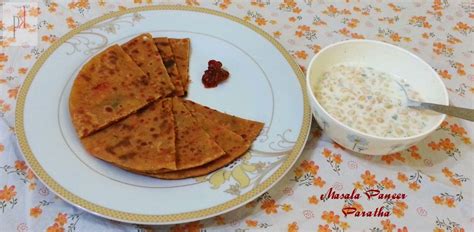 Priya's Kitchen: Masala Paneer Paratha