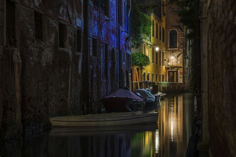 Venice Night Photo Tour — Aperture Tours