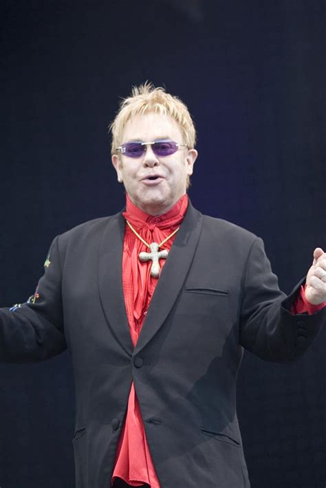 File:Elton John on stage, 2008.jpg - Wikipedia, the free encyclopedia