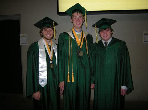 'Best is Yet to Come' For Fort Zumwalt North 2011 Grads | O'Fallon, MO Patch