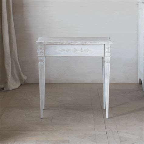 Eloquence® | Zinnia Side Table in White Mist Finish