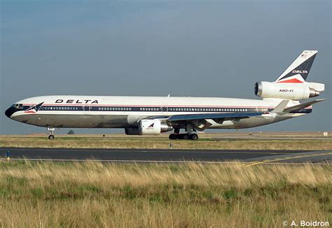 N807DE | MD-11 Delta Airlines, Paris-CDG, 05.10.1999 | alexis boidron | Flickr