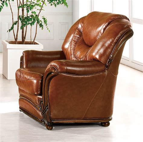 Brown Classic Italian Leather Living Room Chair Shop modern Italian and luxury furniture, Prime ...