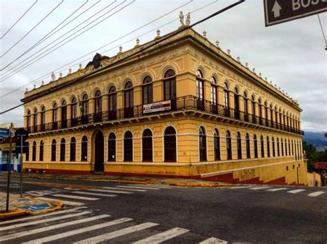 THE BEST Motels near D. Pedro & Dona Leopoldina History and Teaching Museum, Pindamonhangaba