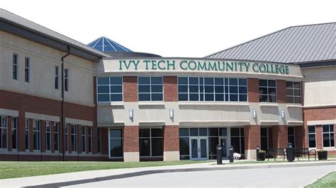 Ivy Tech awarded veterans grant - WISH-TV | Indianapolis News | Indiana ...