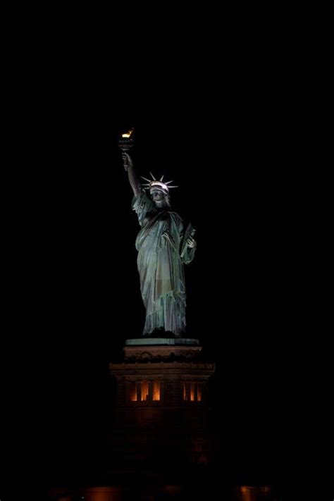 Statue of Liberty at Night · Free Stock Photo