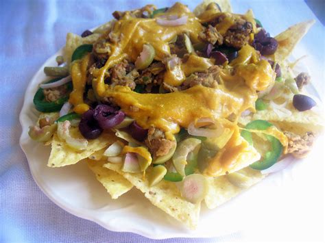 Loaded Nachos with Cashew Cheese Sauce {Vegan} | Lisa's Kitchen | Vegetarian Recipes | Cooking ...