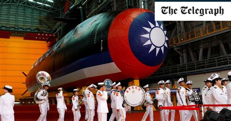 Taiwan unveils its first homemade submarine