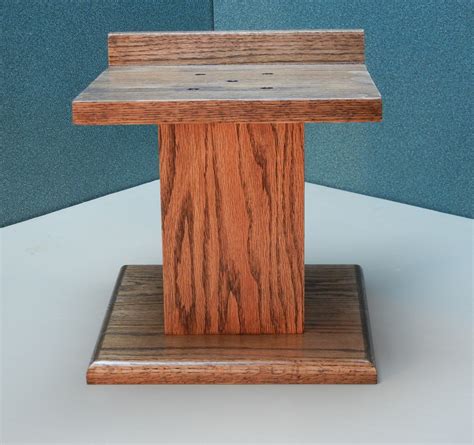 Custom Oak Speaker Stands | Custom Speaker Stands