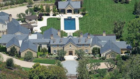 Kim Kardashian And Kanye West Move Into $20 Million Mansion In Hidden ...