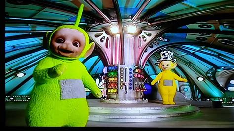 Teletubbies Laa-Laa wears Dipsy hat - YouTube