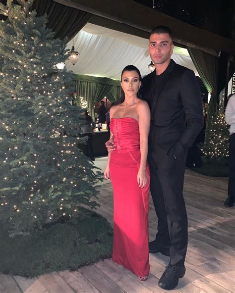 This Year’s Kardashian-Jenner Christmas Party: See the Pics