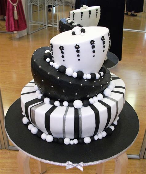 Too sweet n quirky! I love it!! | Cake, Creative cakes, Amazing cakes