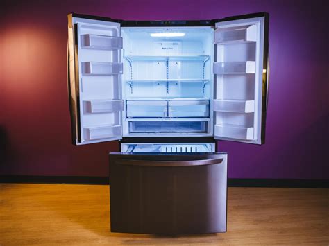 This LG fridge offers black stainless steel at a discount - CNET