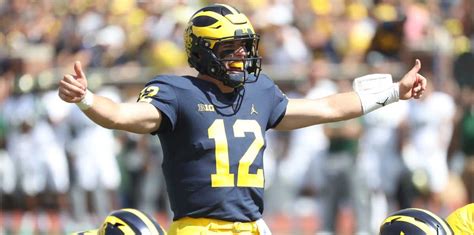 FILM ROOM: Cade McNamara - Sports Illustrated Iowa Hawkeyes News ...