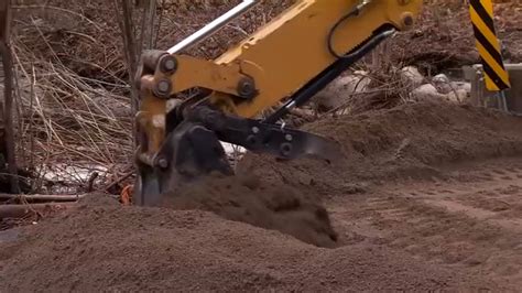 Crews clean up debris blocking bridges in Three Rivers after storm - ABC30 Fresno