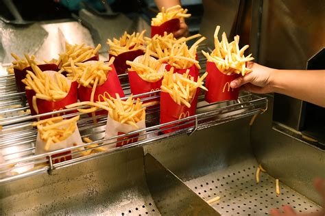 McDonald's Offering Free Fries Every Friday - CBS Los Angeles