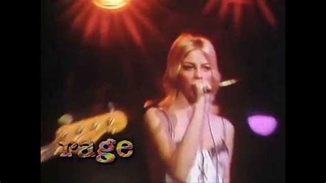 The Runaways - Cherry Bomb - YouTube