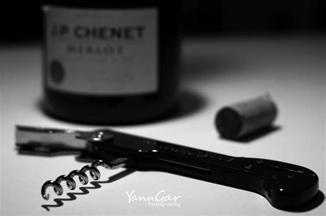 On Black: Un Bon Vin / Good French Wine by @YannGarPhoto [Large]