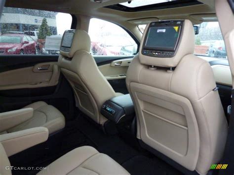 2011 Chevrolet Traverse LTZ AWD interior Photo #39309445 | GTCarLot.com