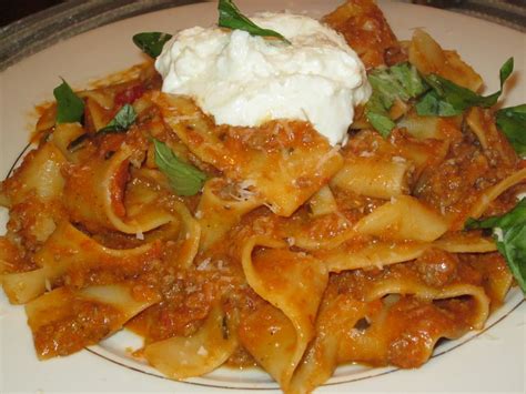 Hungry Couple: Pappardelle Pasta Bolognese