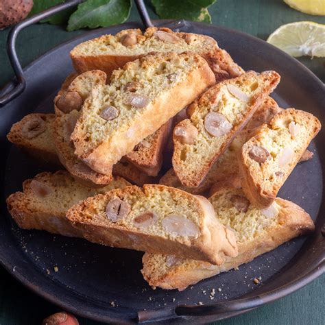 Italian Lemon Biscotti (Cantucci) Recipe - An Italian in my Kitchen