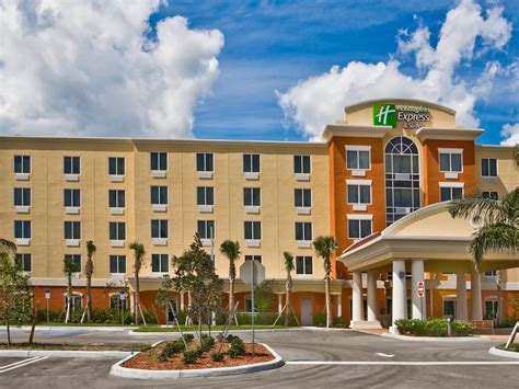 Hotel in Port St. Lucie, Florida - Holiday Inn Express