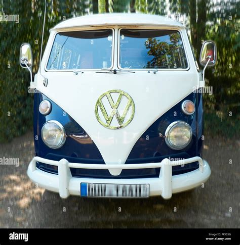 VW Bus T1 Bulli Stock Photo - Alamy