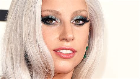 Lady Gaga 2015 Grammys Makeup Tutorial | NikkieTutorials