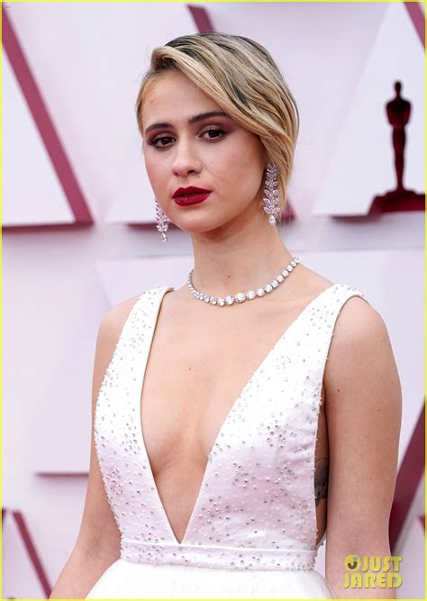 'Borat' Actress Maria Bakalova's Date at Oscars 2021 Revealed!: Photo 4548075 | Oscars Photos ...